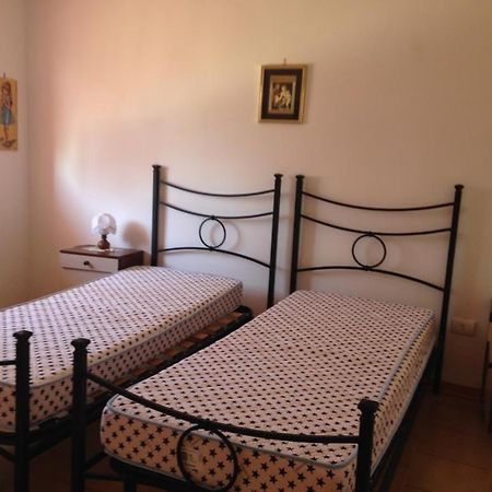 Appartamento Con Veranda Primo Piano Рейтані Екстер'єр фото