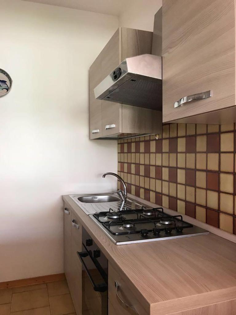 Appartamento Con Veranda Primo Piano Рейтані Екстер'єр фото