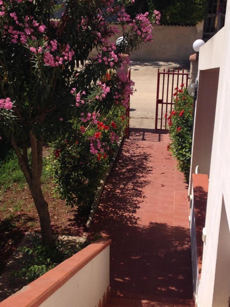 Appartamento Con Veranda Primo Piano Рейтані Екстер'єр фото